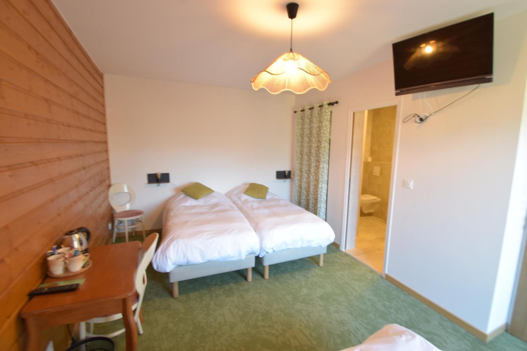 Hotel Les Chenets Saint-Julien-en-Champsaur Esterno foto
