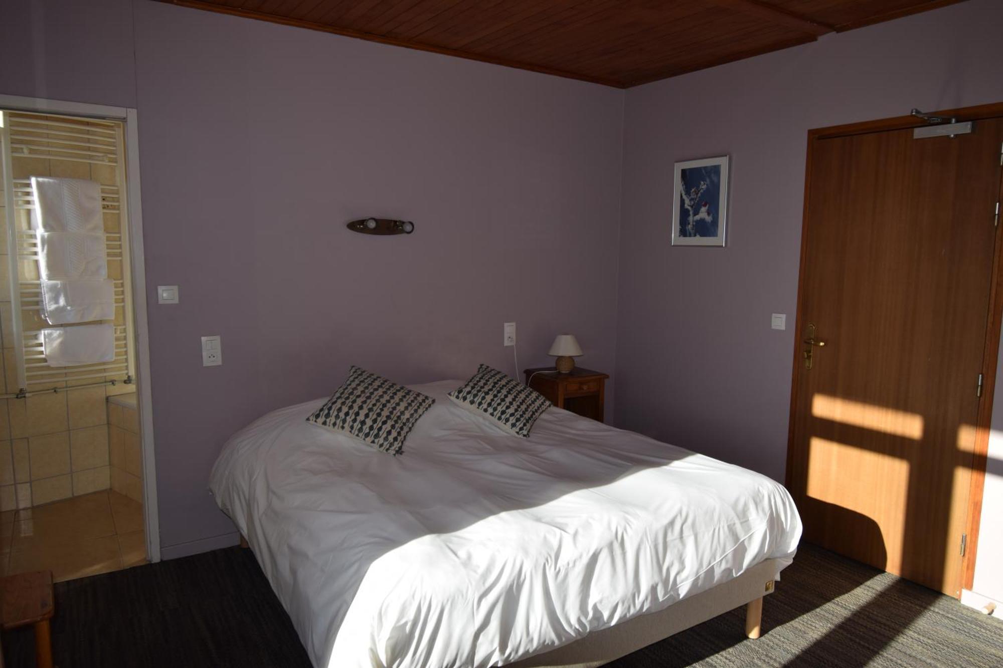 Hotel Les Chenets Saint-Julien-en-Champsaur Esterno foto